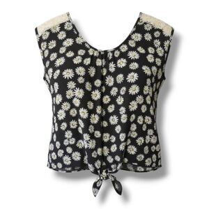 Eyeshadow women's black Daisies flowers lace shoulders tie front Blouse  - large